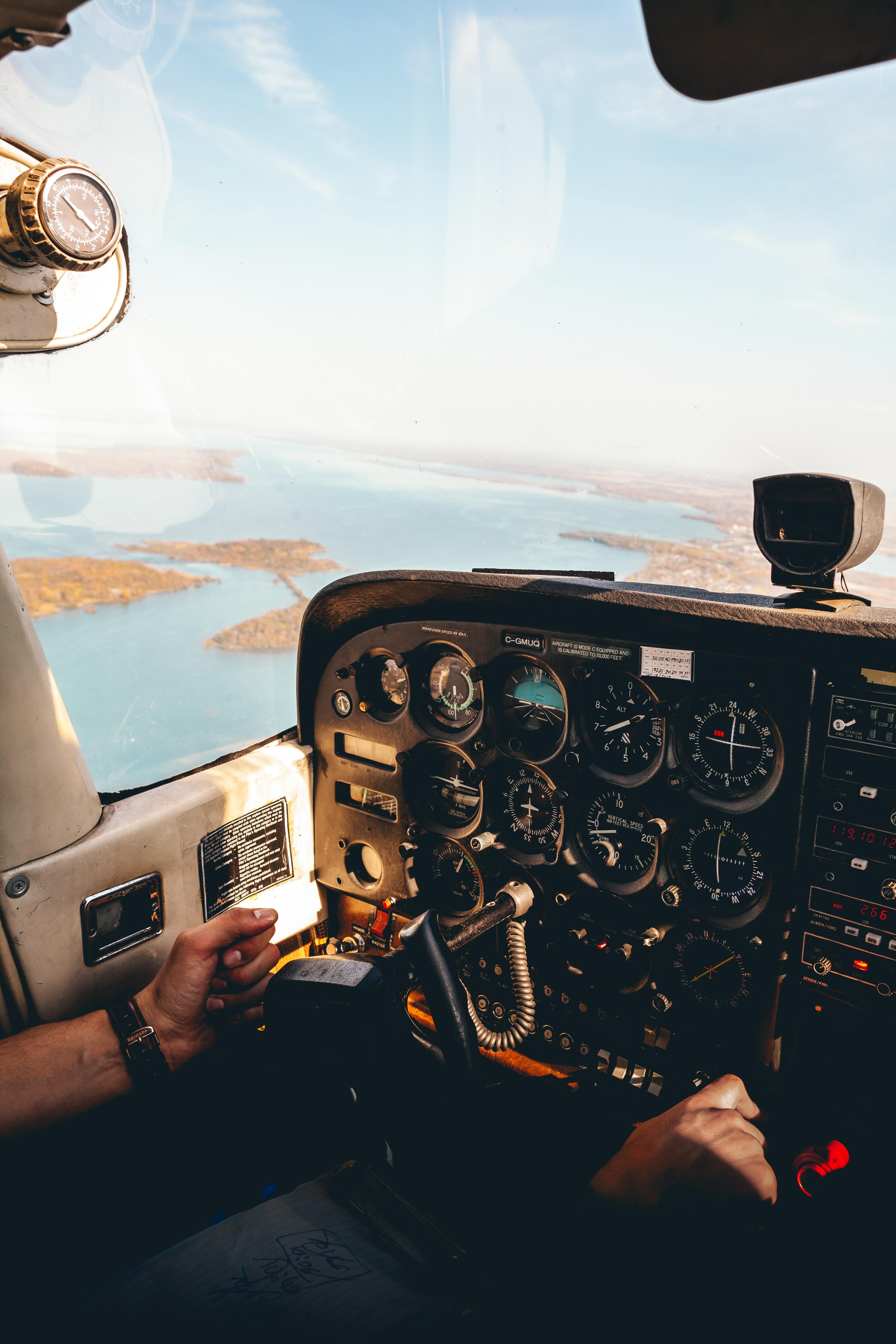 cessna cockpit